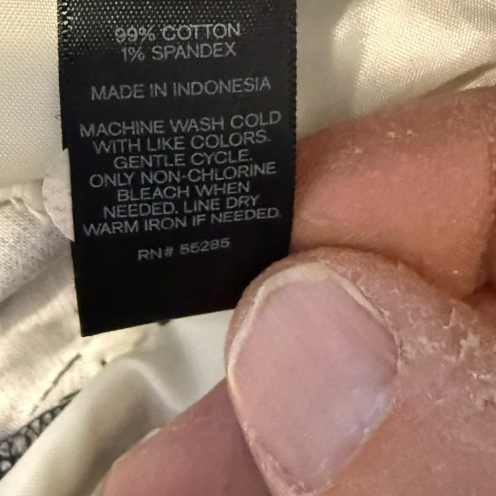 Express Women's Classic Trendy Cotton Blend Shorts 4 Charcoal Gray - Picture 5 of 5